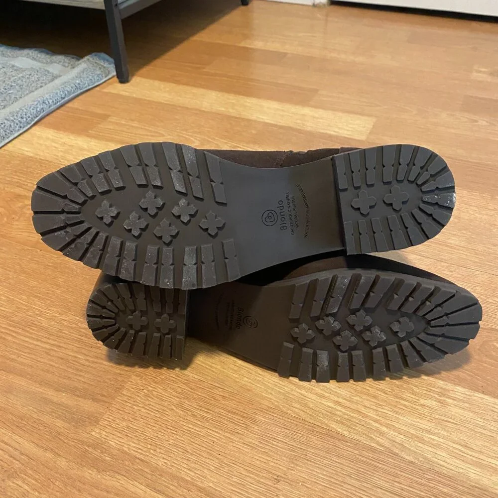 Blondo Sway Bootie - NWT